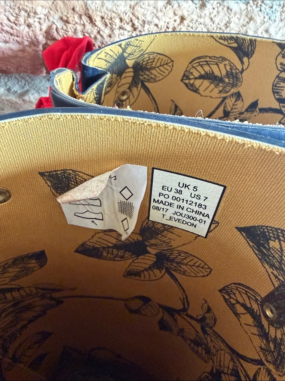 Joules Gloss Navy Tall Rain Boots with Gold Plaque Red Bows Gold Interior sz 7